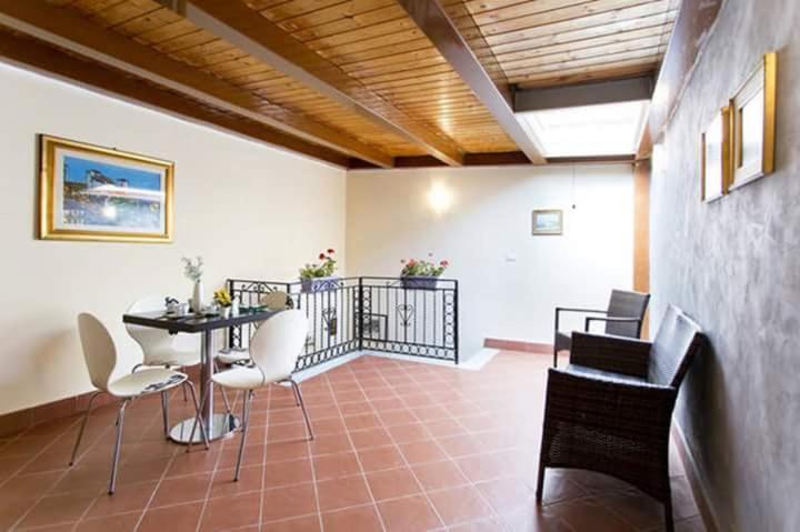 Paleemo Centro Zoe Blu Bed and Breakfast Palermo Exteriör bild